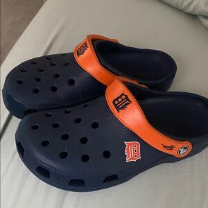 CROCS Blue and Orange Sandals with Ventilation and Heel Strap